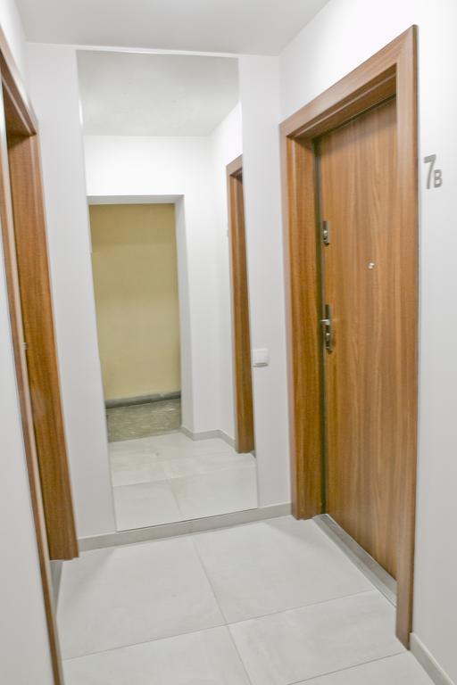 קרקוב Elegant City Center Apartment 7B מראה חיצוני תמונה